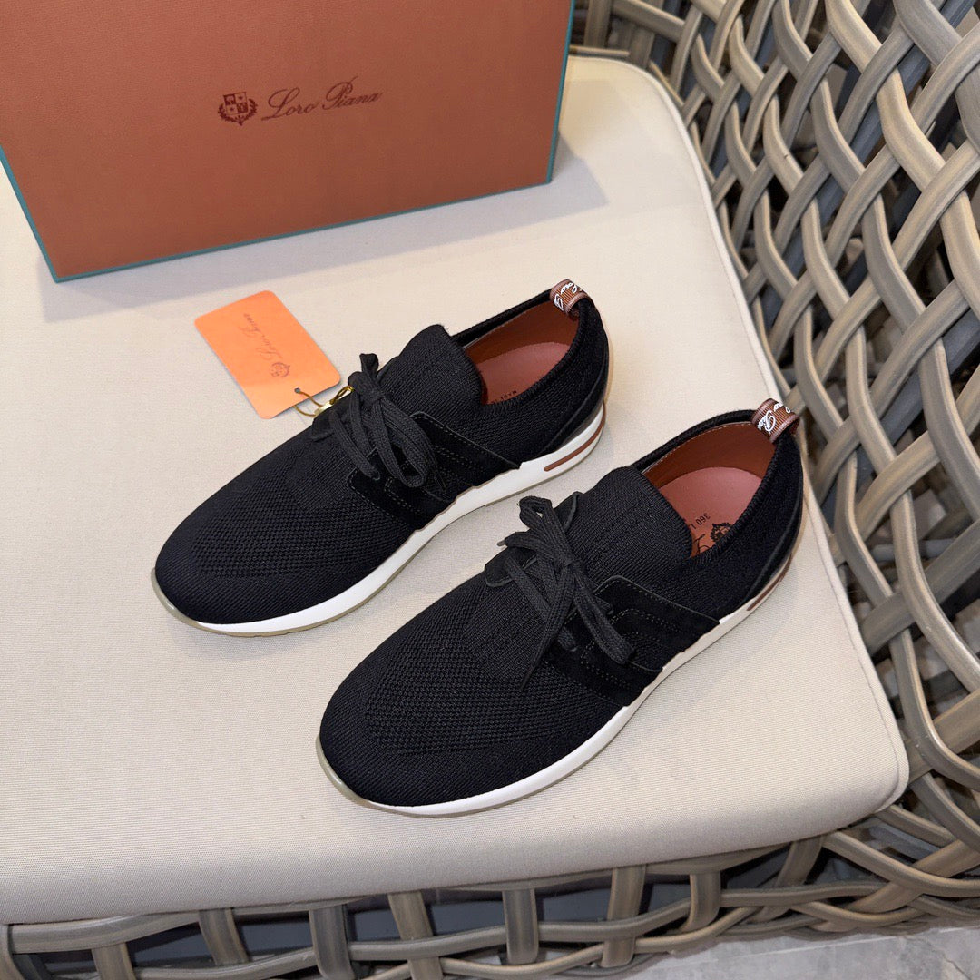 LP Sneakers