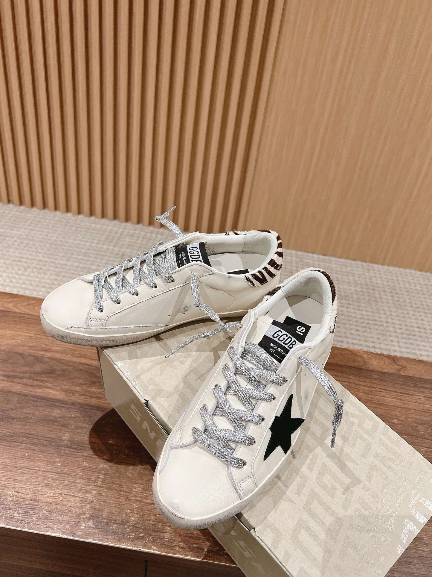Golden Goose Sneaker
