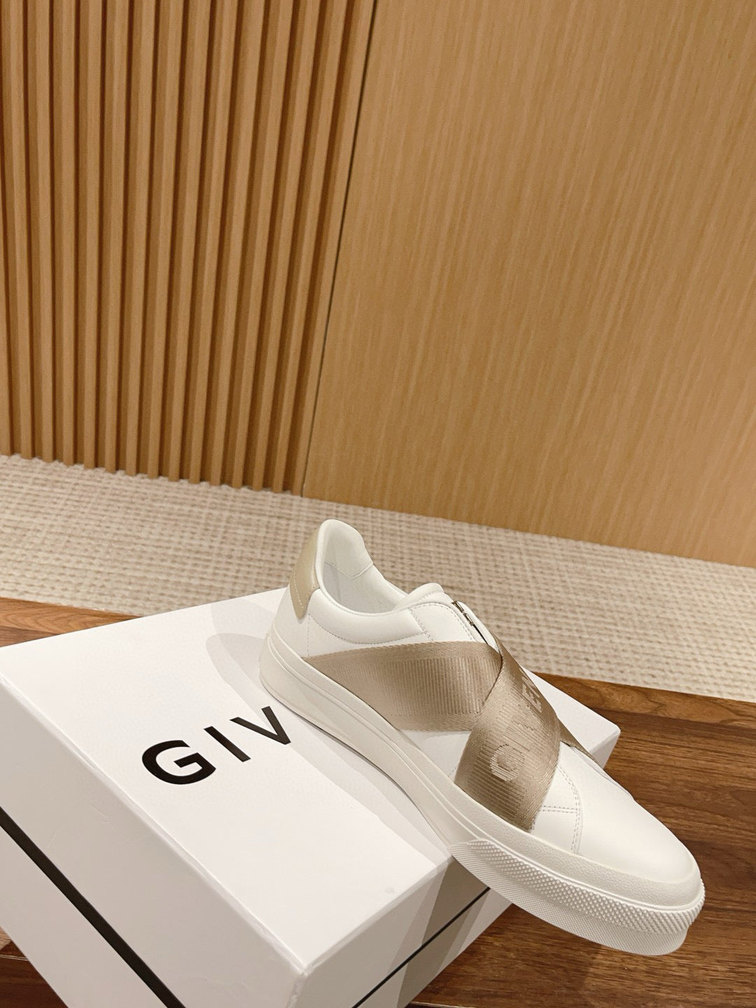 Givenchy Sneakers