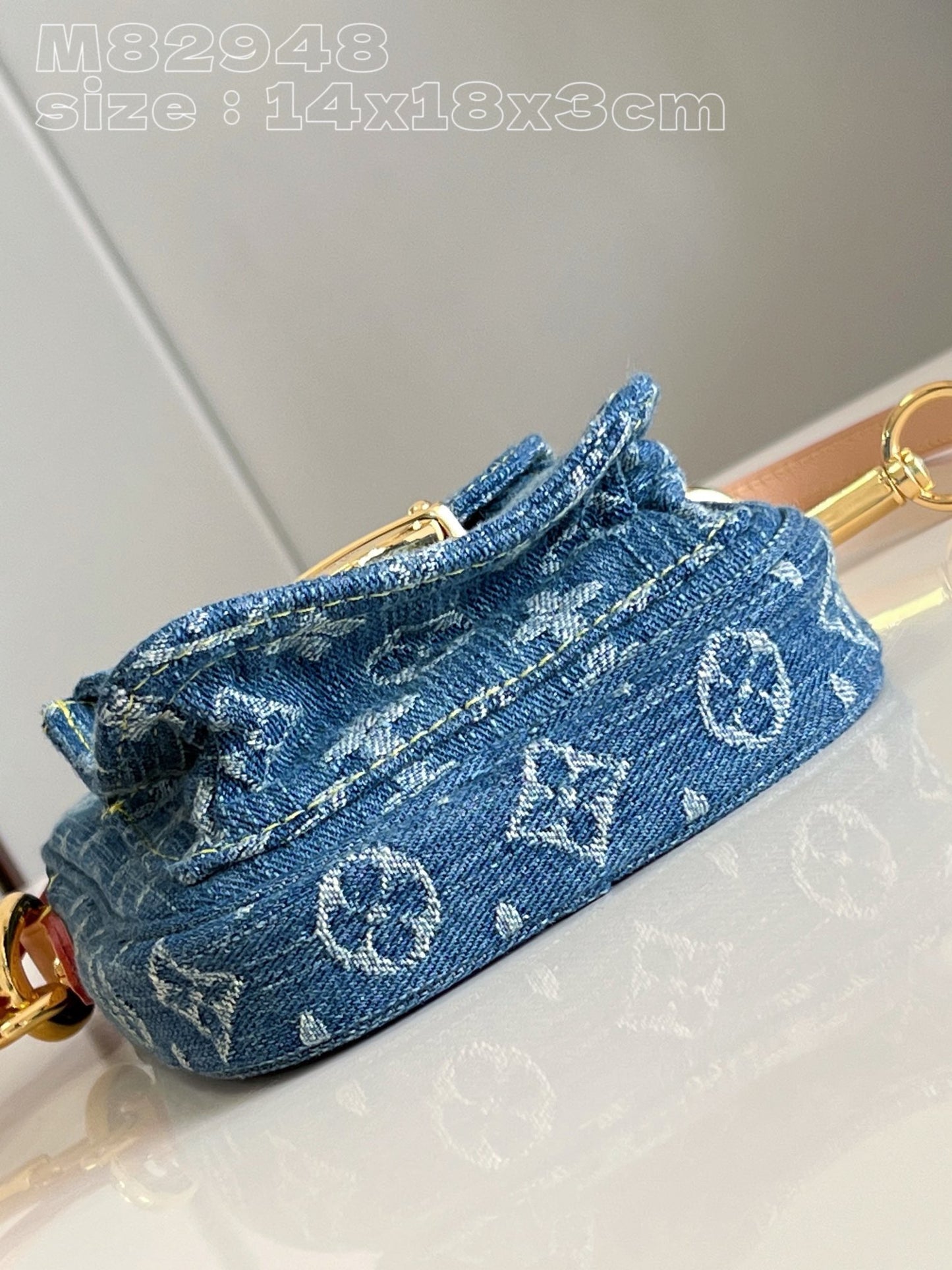 LV Denim Fairfax Pochette M82948