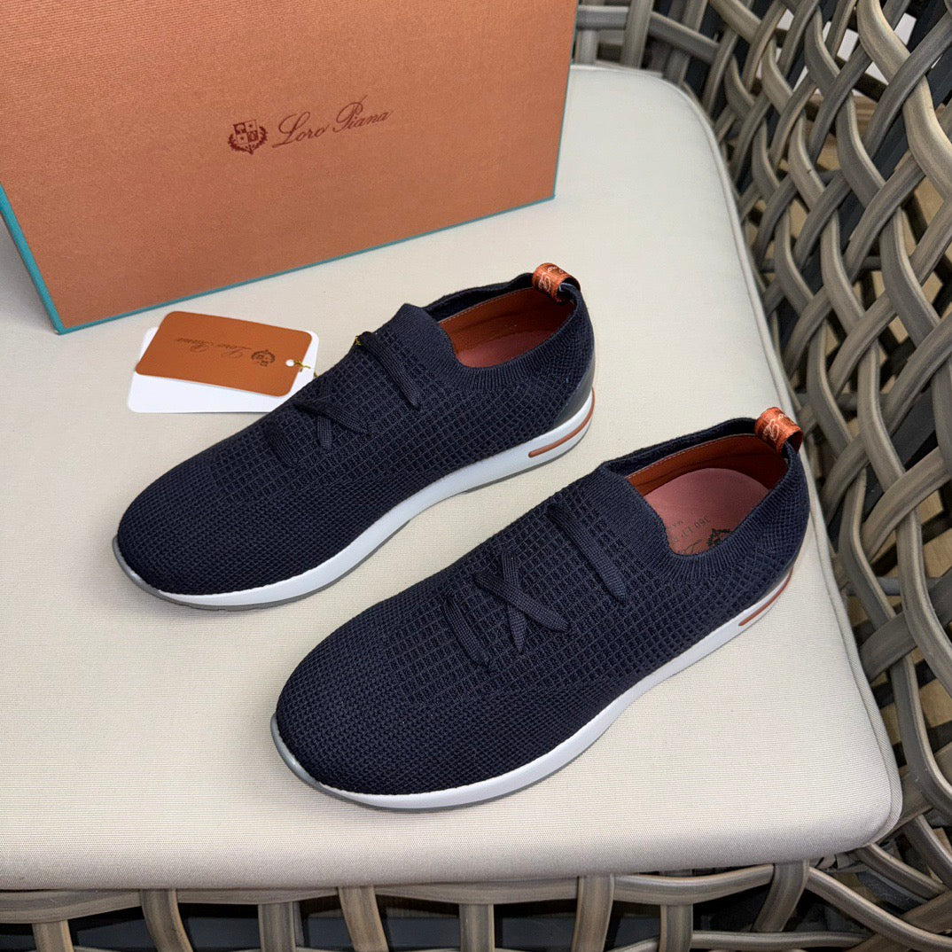 LP Sneakers