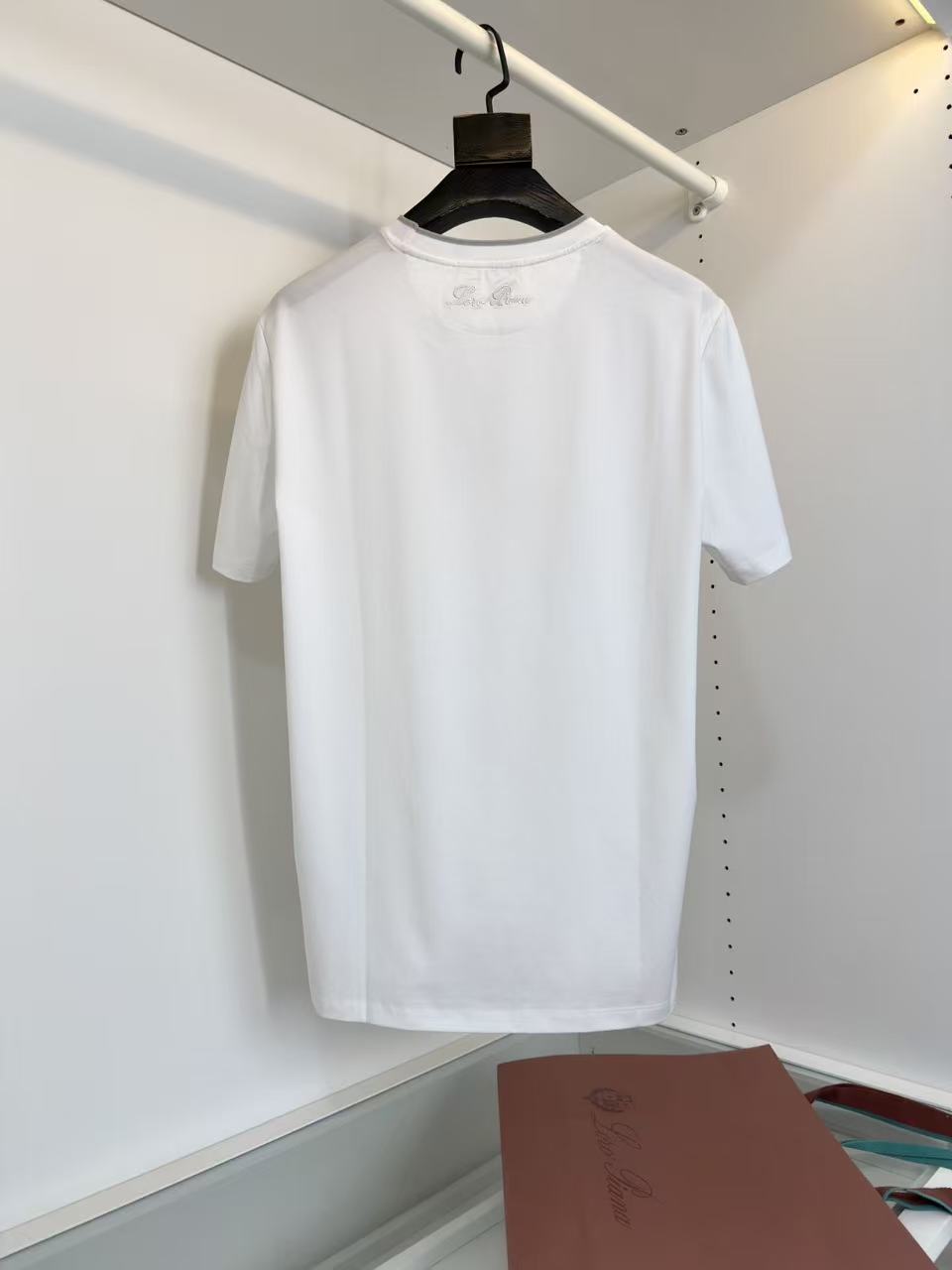 LP T-shirt
