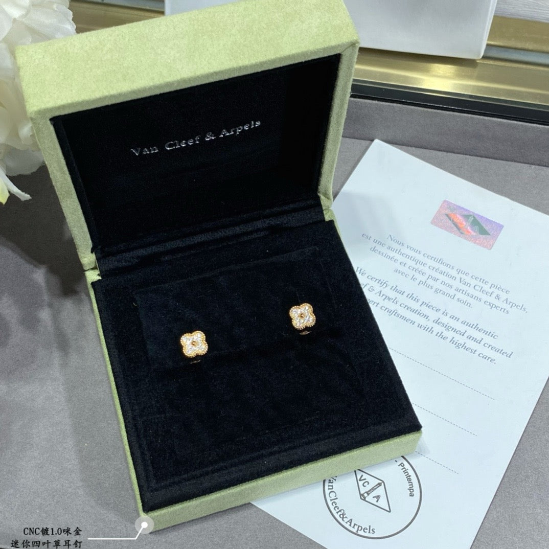 Van Cleef & Arpels Earrings