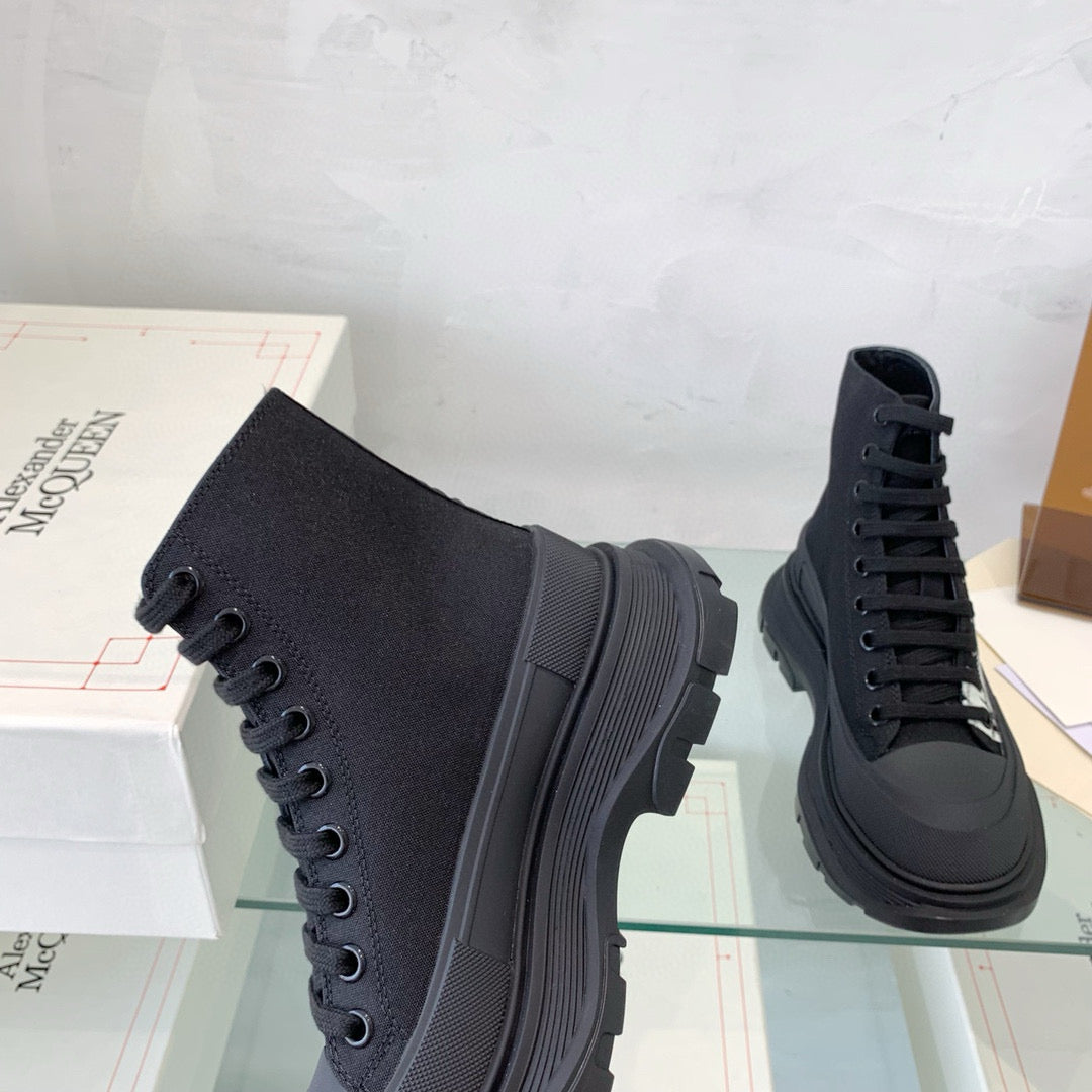 Alexander McQueen Sneakers