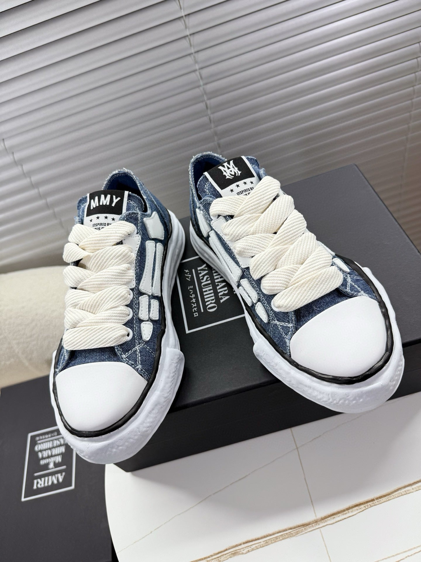 Amiri Sneakers