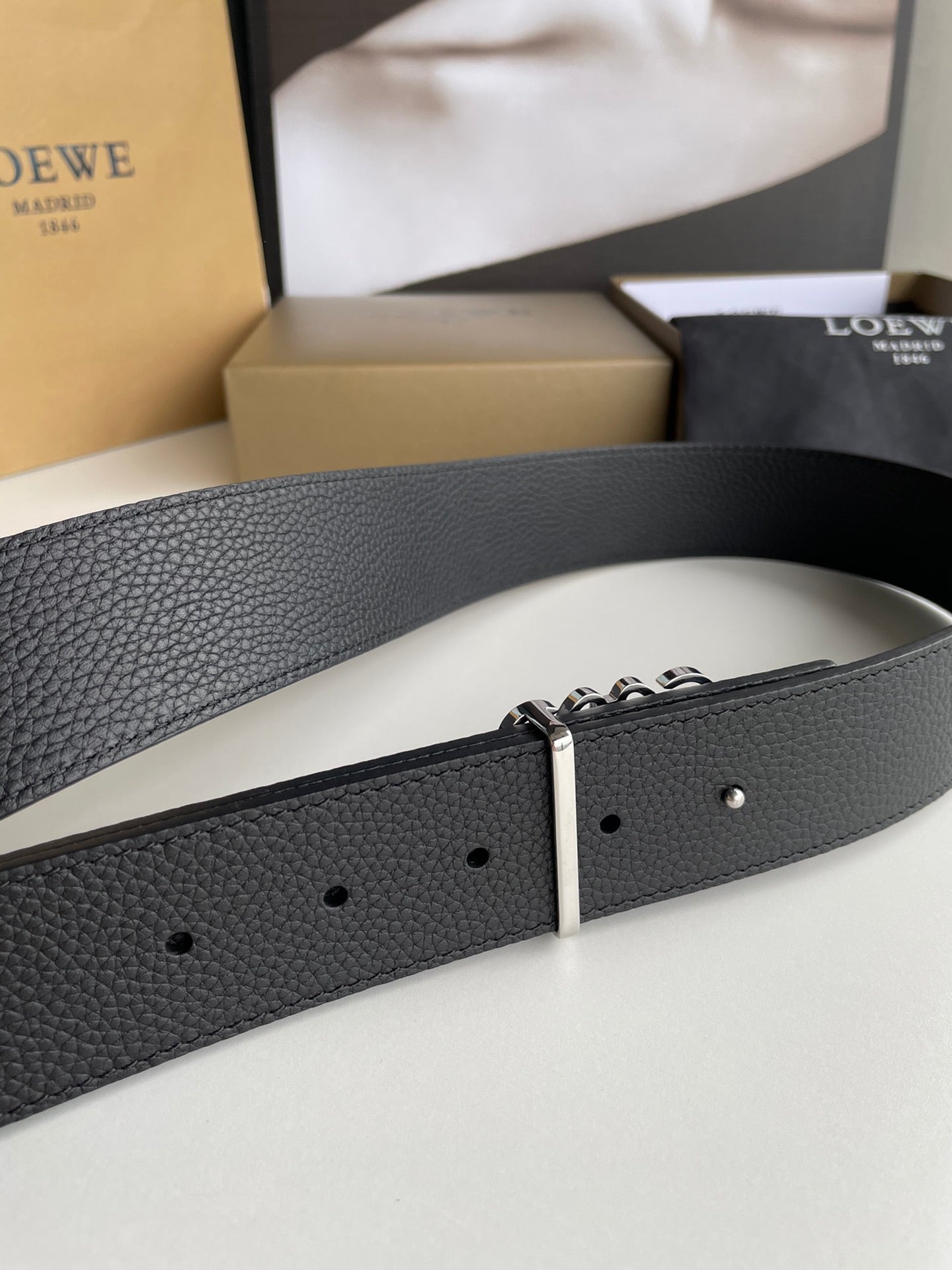 Loewe Belt