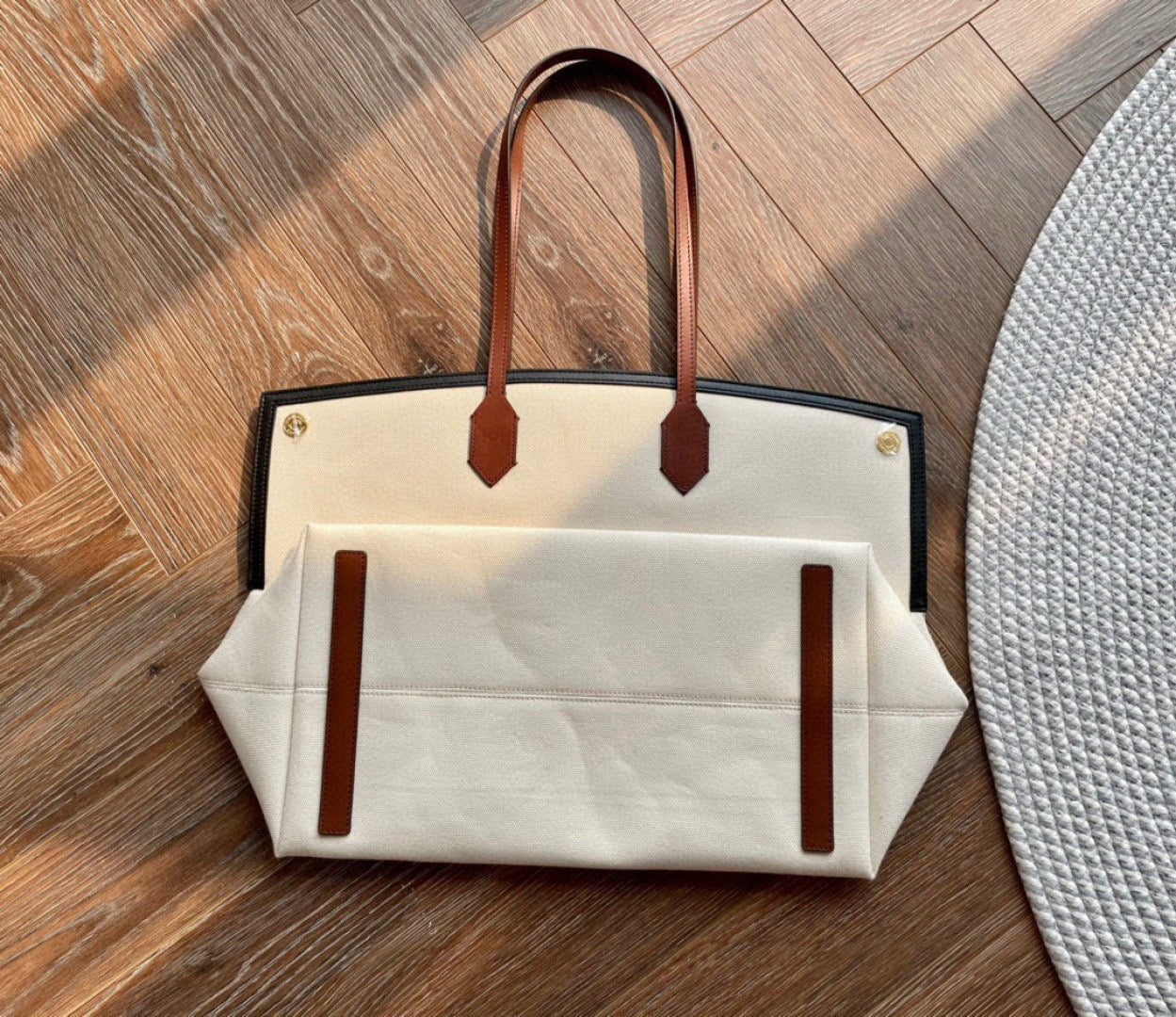 Burberry Society Tote Bag