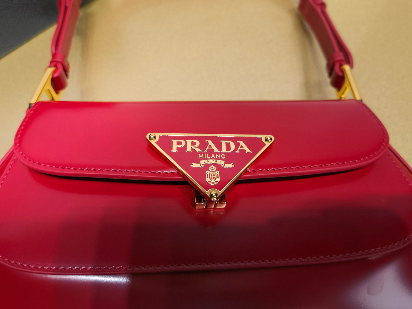 Prada Shoulder Bag 24x11x4cm