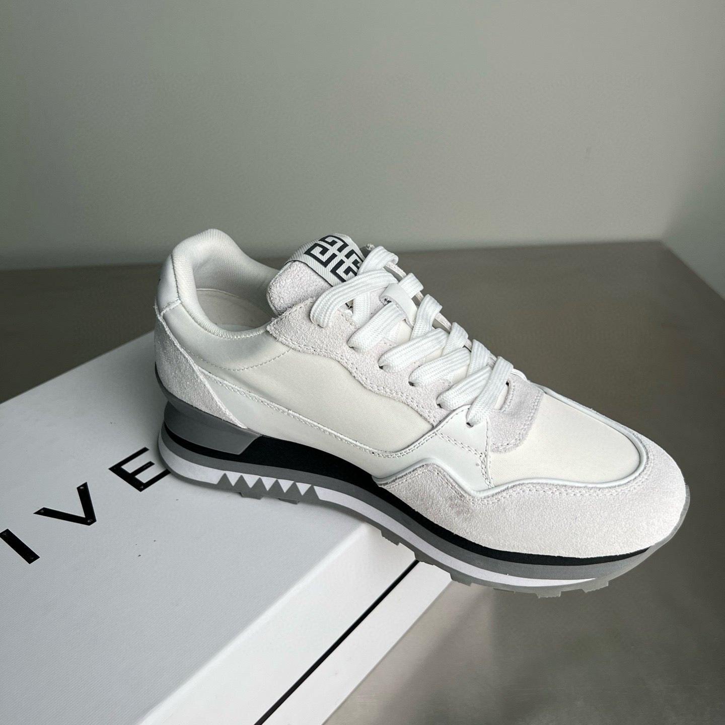 Givenchy Sneakers