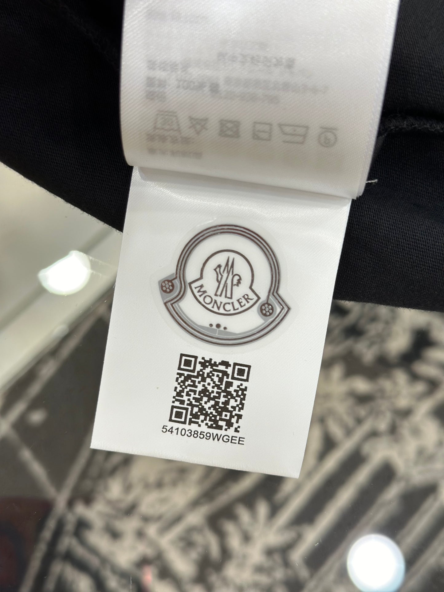 Moncler T-shirt