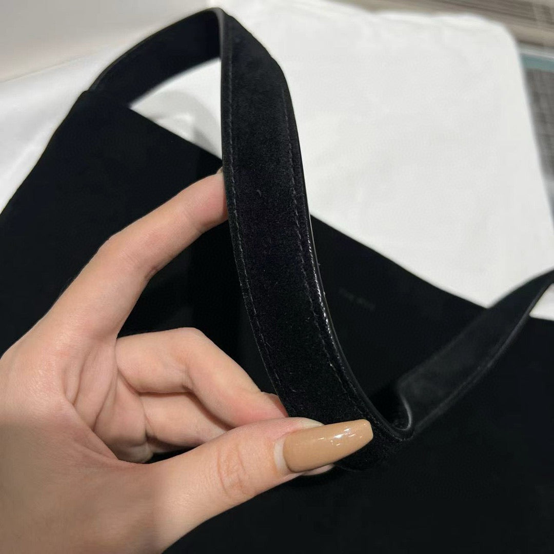 The Row Bucket Bag(30CM*28CM*15.5CM)
