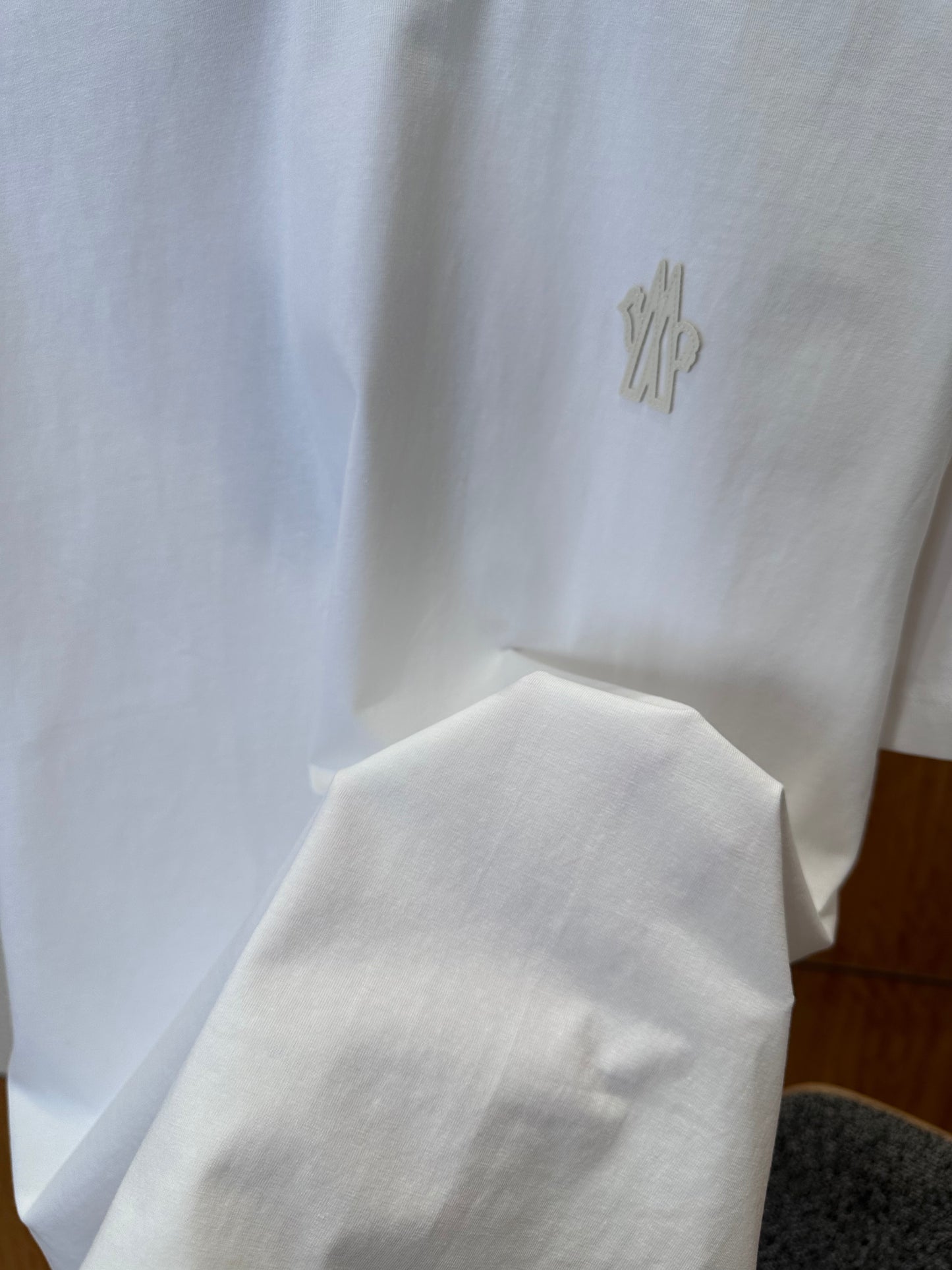 Moncler T-shirt