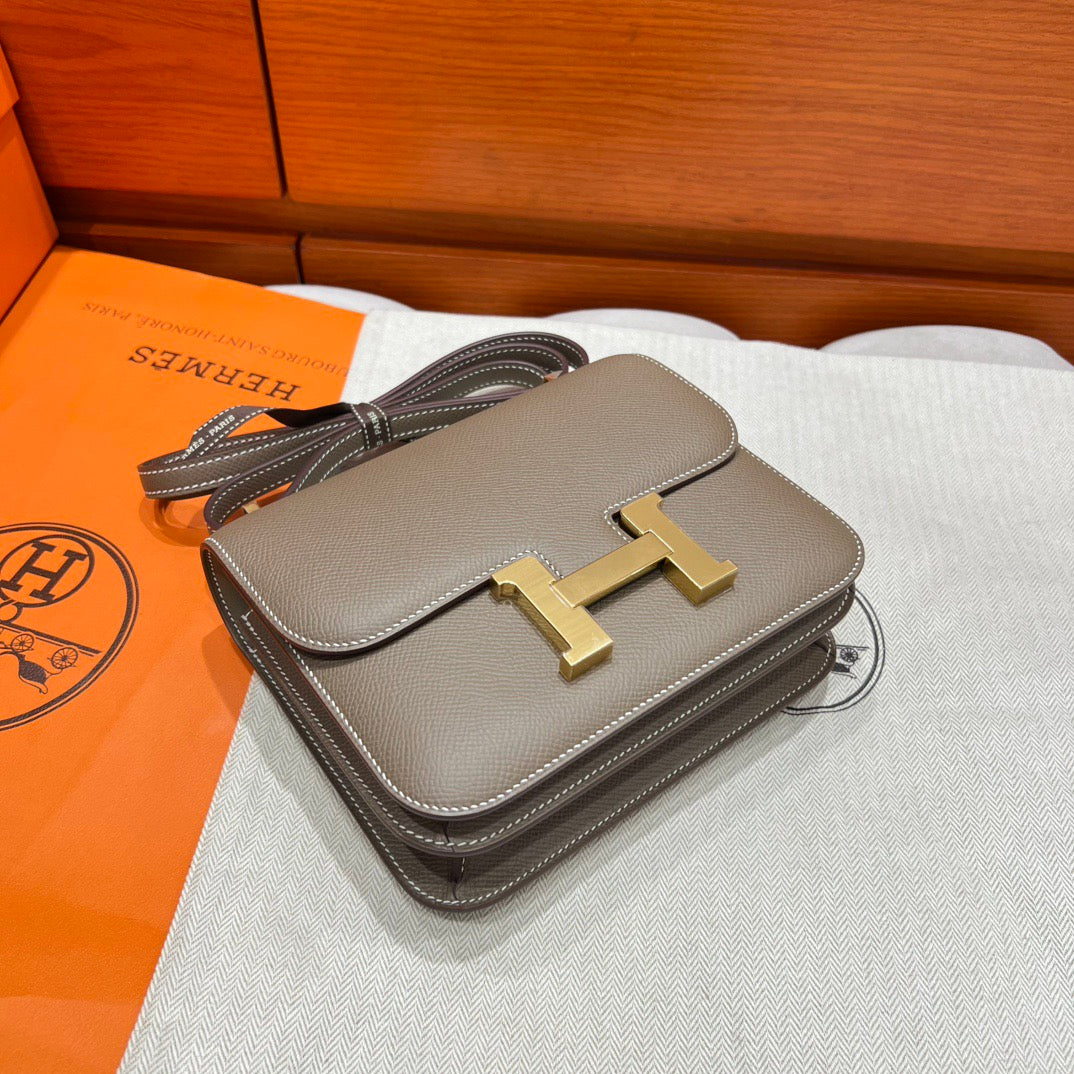 Hermes Constance 19