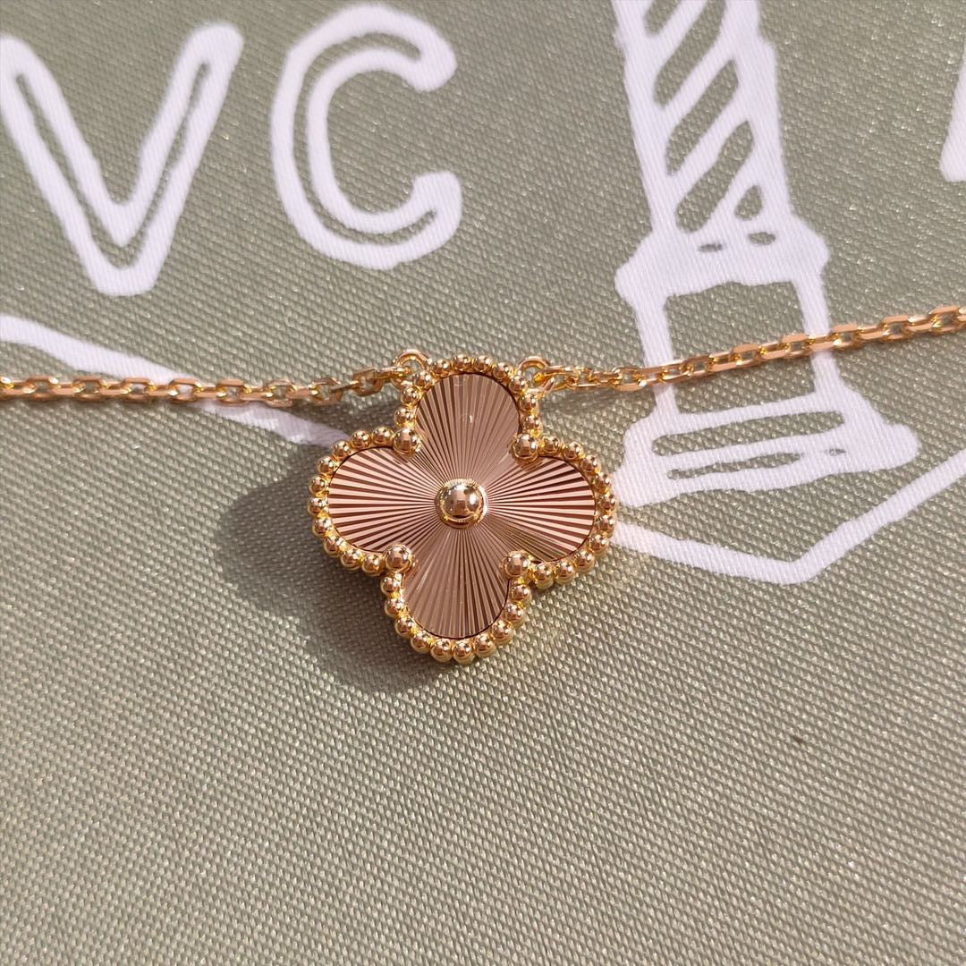 Van Cleef & Arpels Necklace