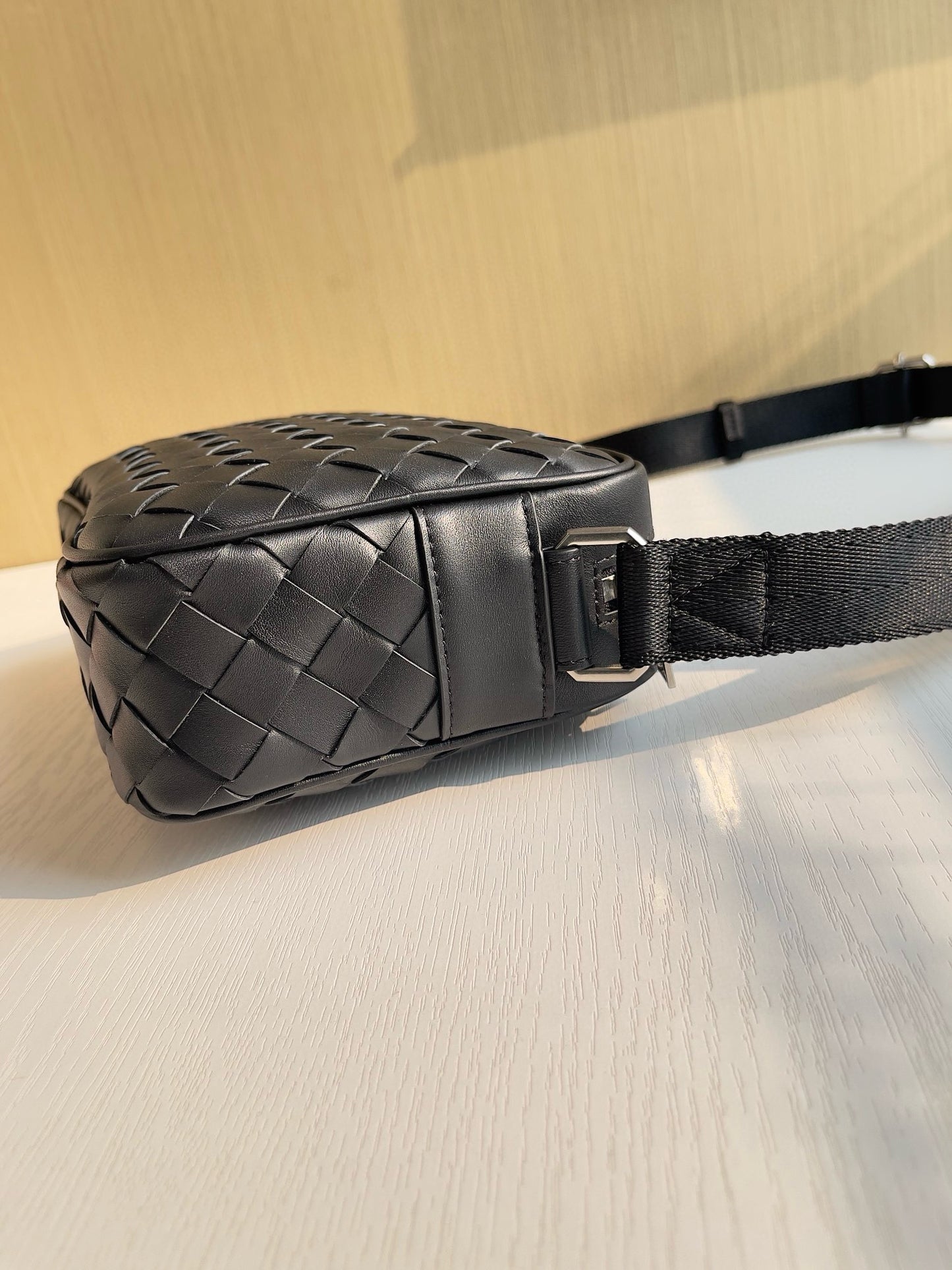 BV Intrecciato Camera Bag