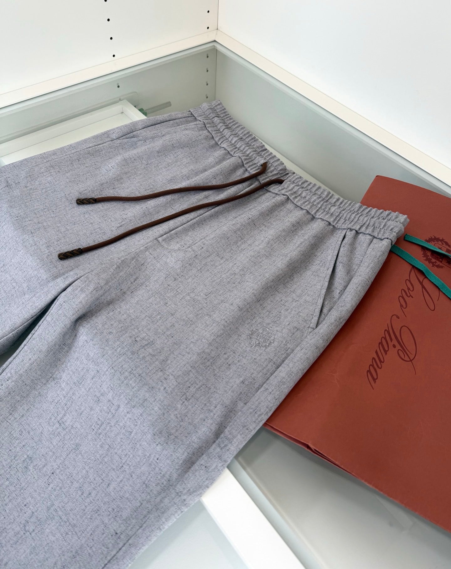 LP Long Pants