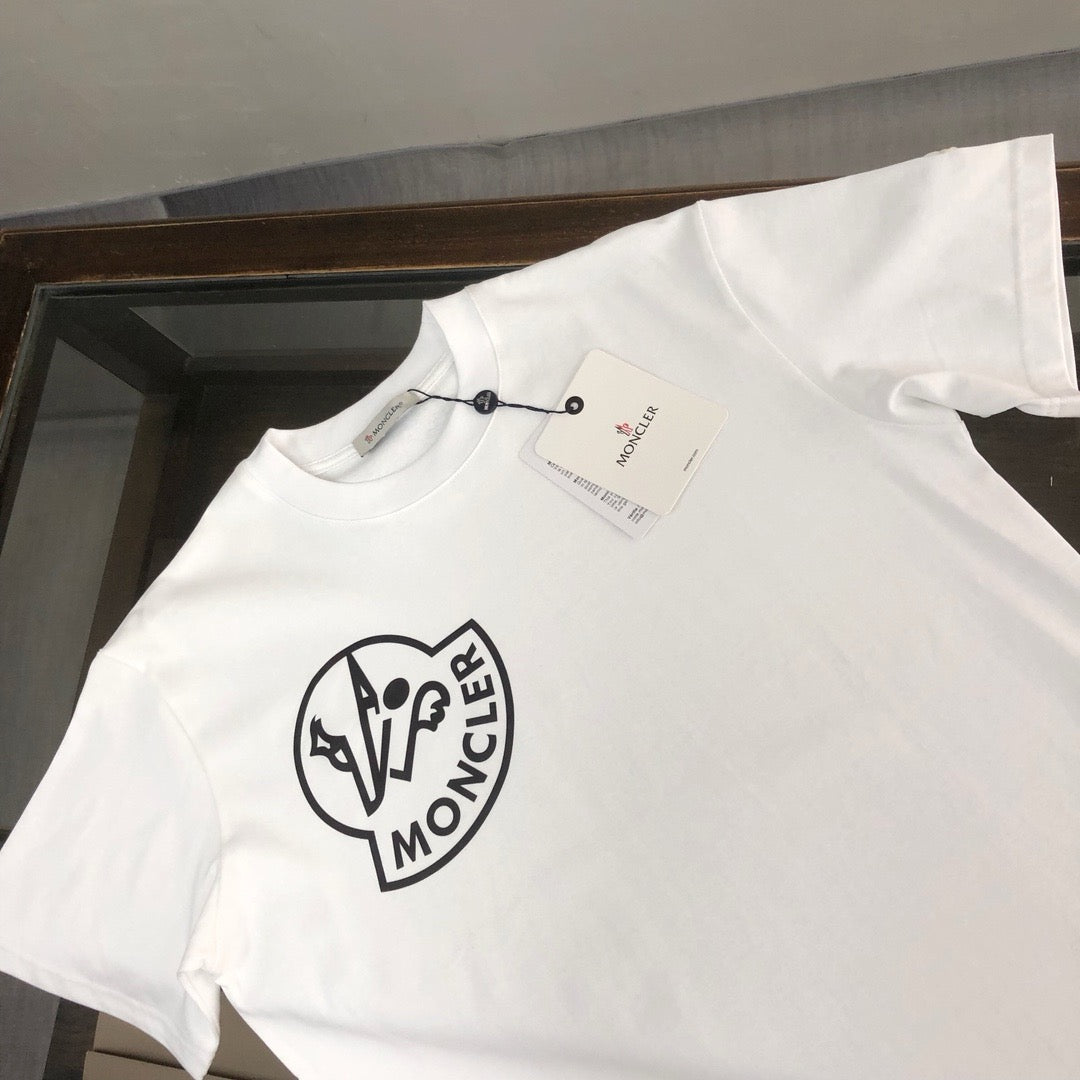 Moncler T-shirt