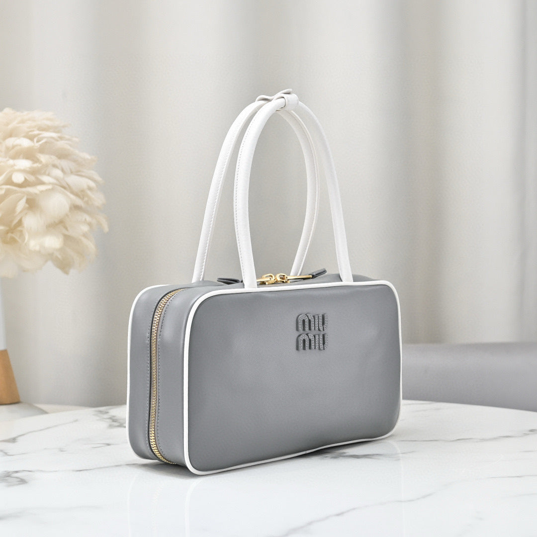 Miu Miu Bowling Bag 29x17x9cm