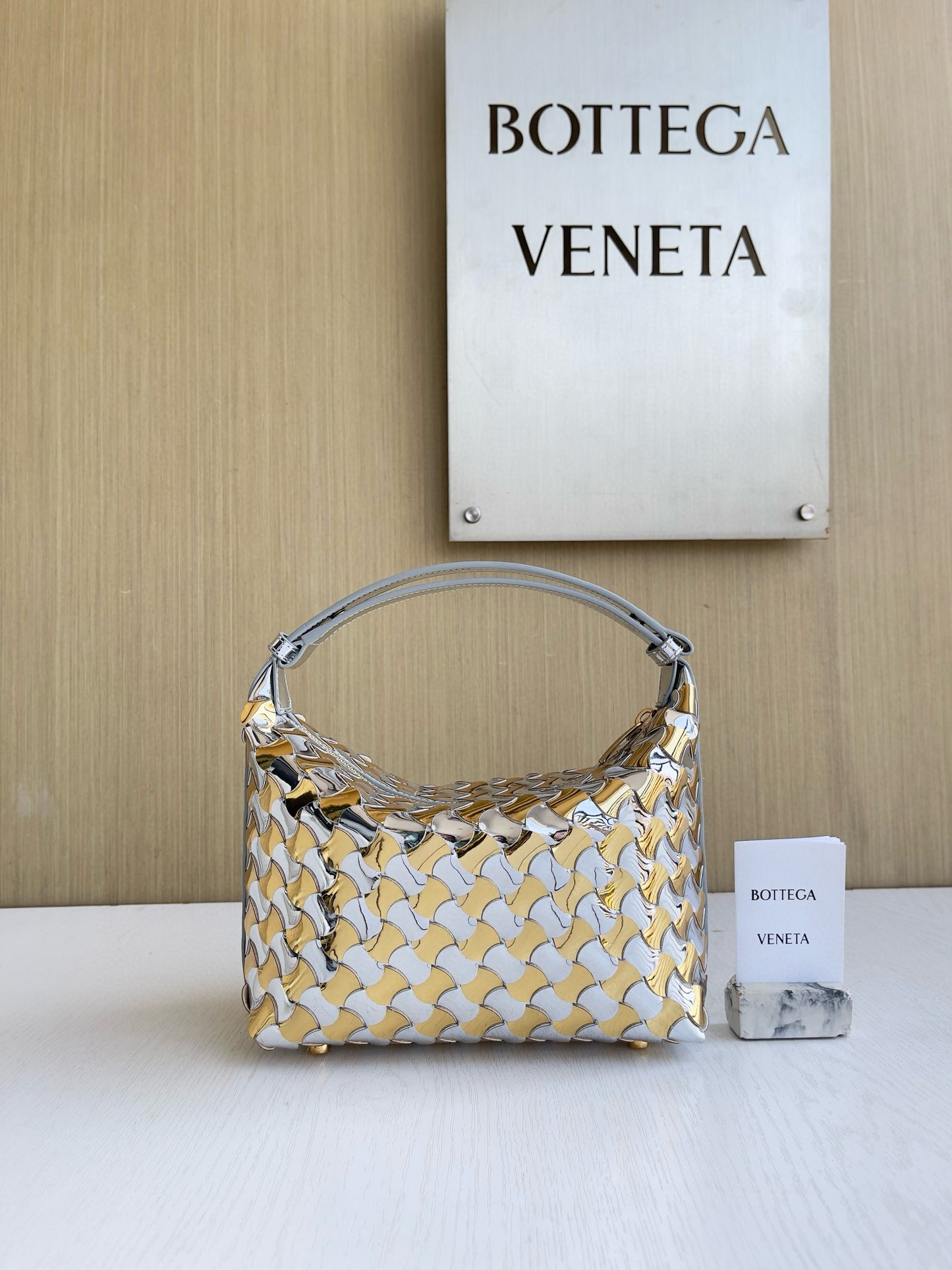 BV Hop Mini Shoulder Bag