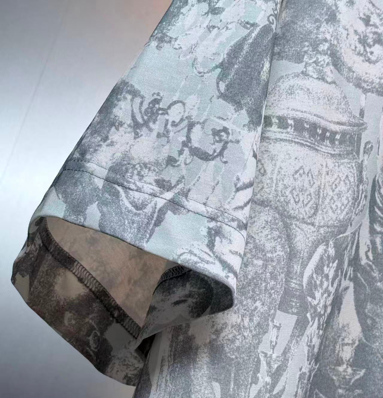 Givenchy T-Shirt