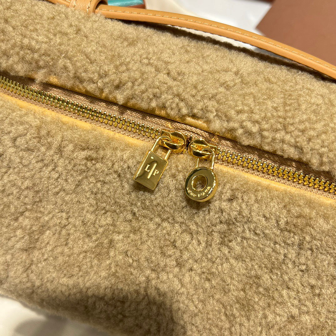 LP Extra Pocket L19 Vanity Pouch Crossbody Bag