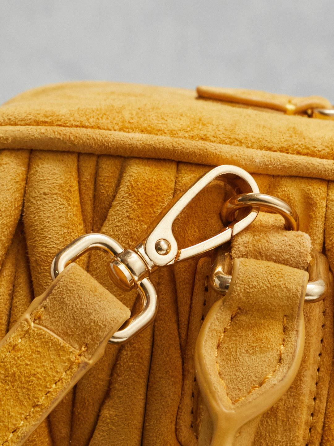 Miu Miu Bowling Bag 27x12x9cm