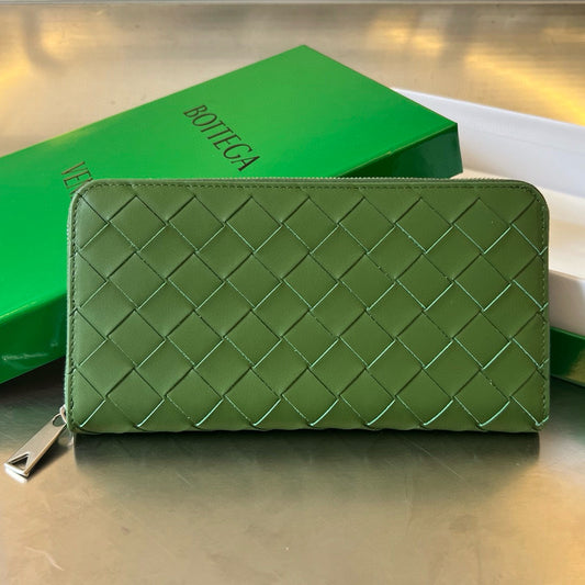 Bottega Veneta Long Zipped Wallet