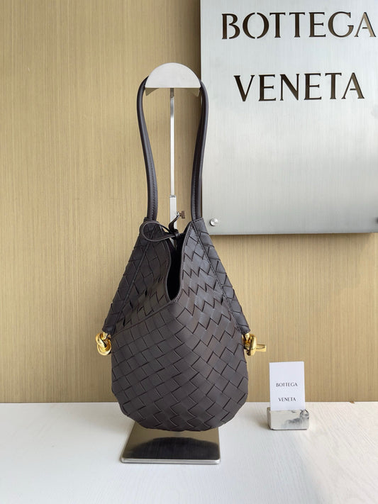 BV Solstice Shoulder Bag
