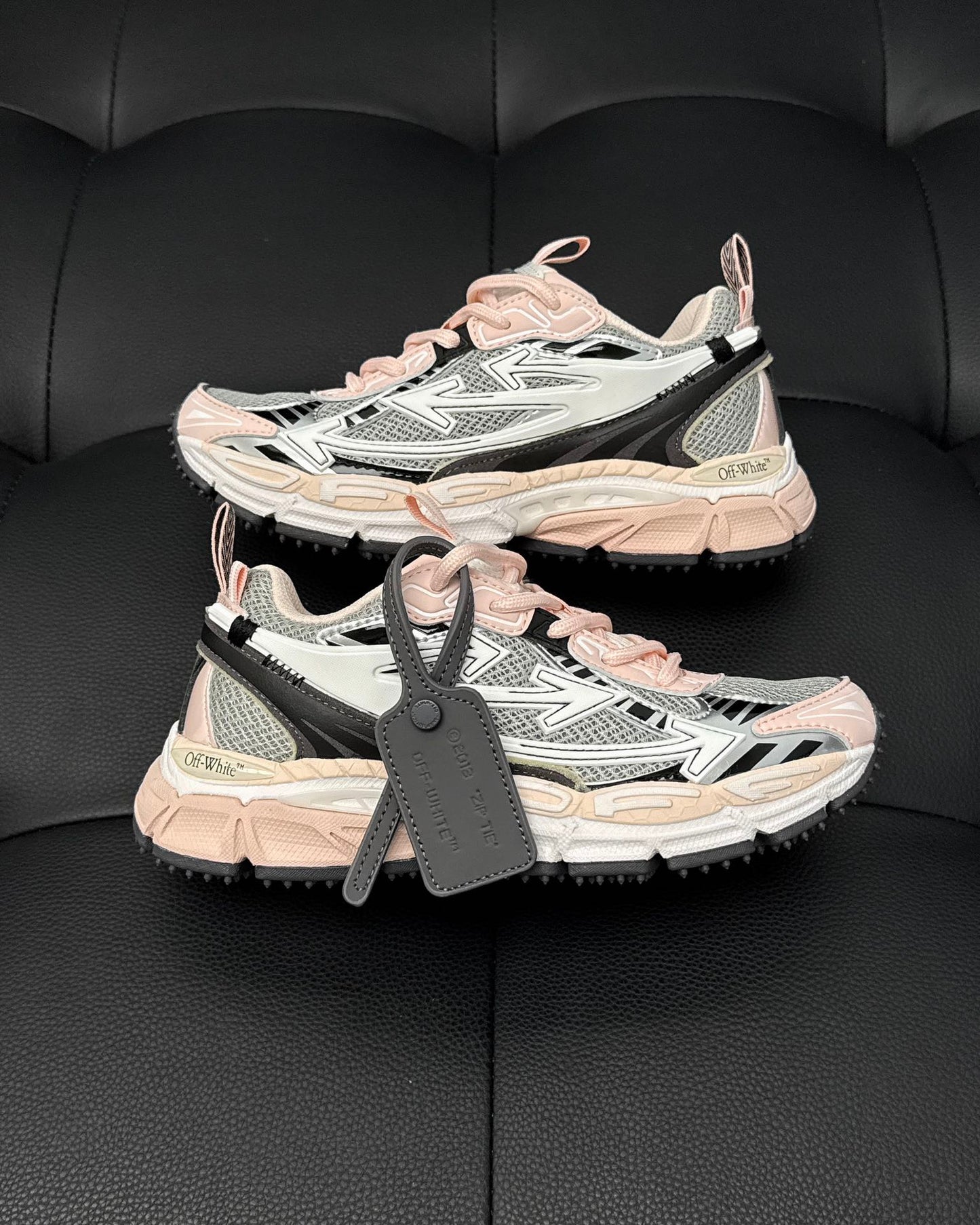 Off-White ODSY 1000 Sneaker