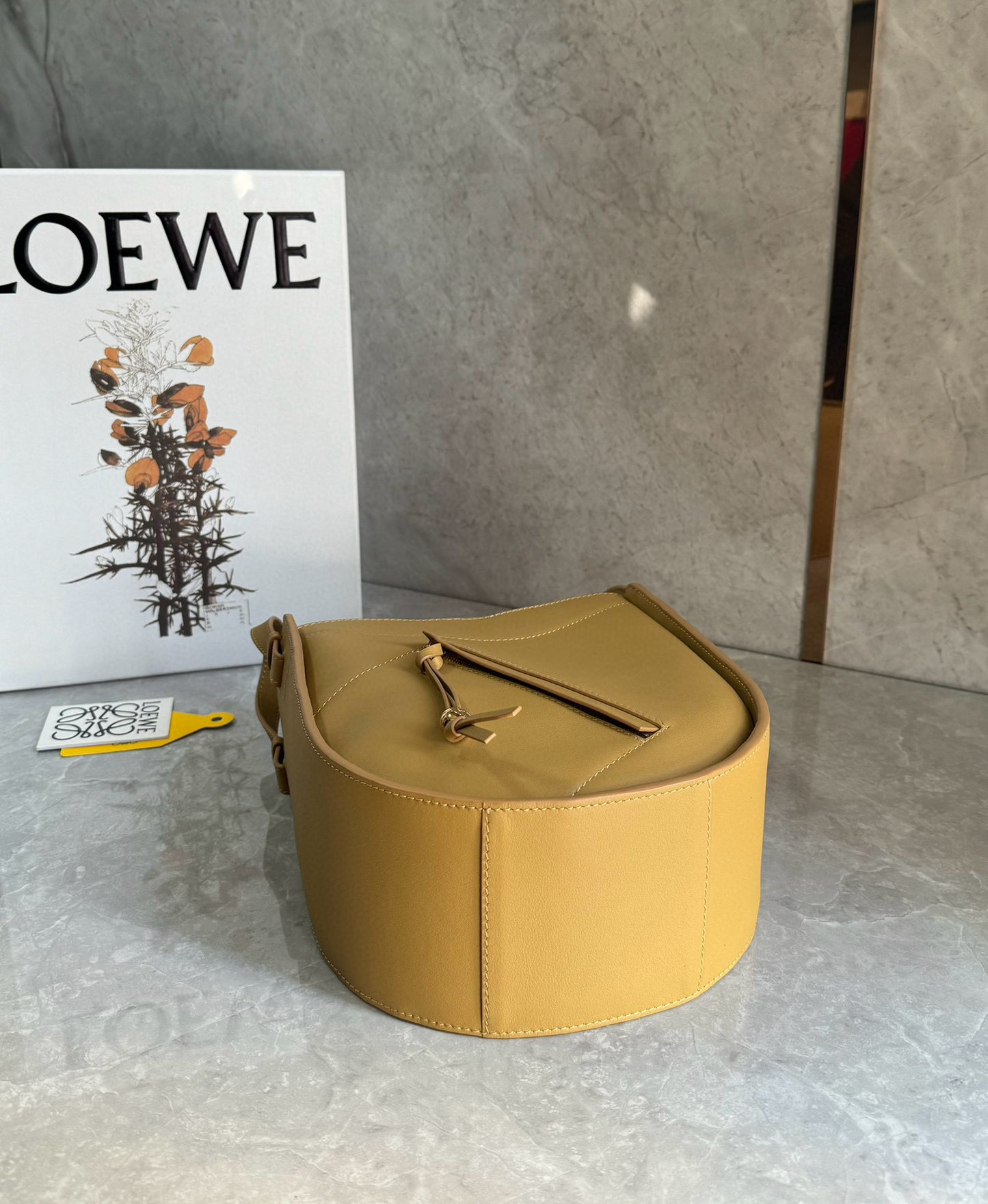 Loewe Hammock