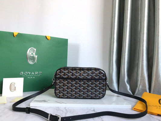 GOYARD CAP-VERT PM BAG