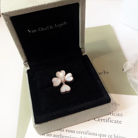 Van Cleef & Arpels Ring