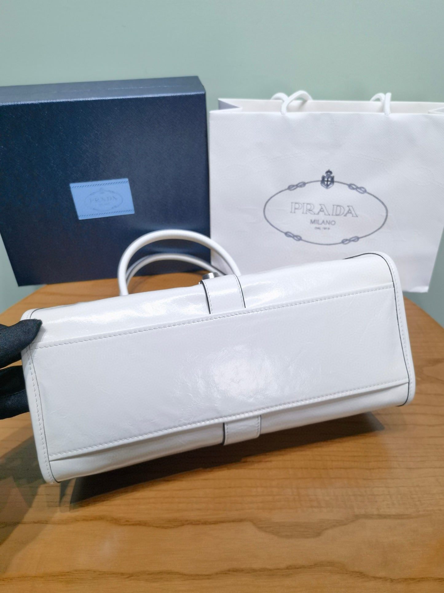 Prada Handbag 42x28x20cm