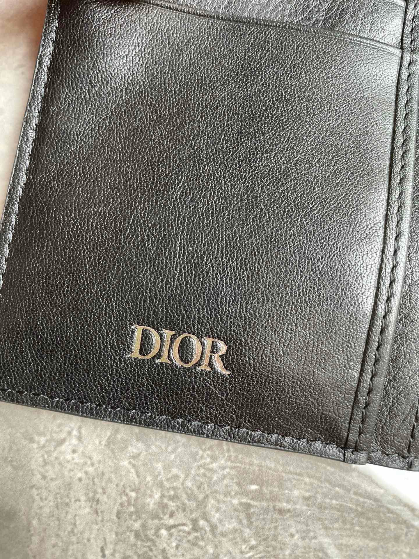 Dior Wallet