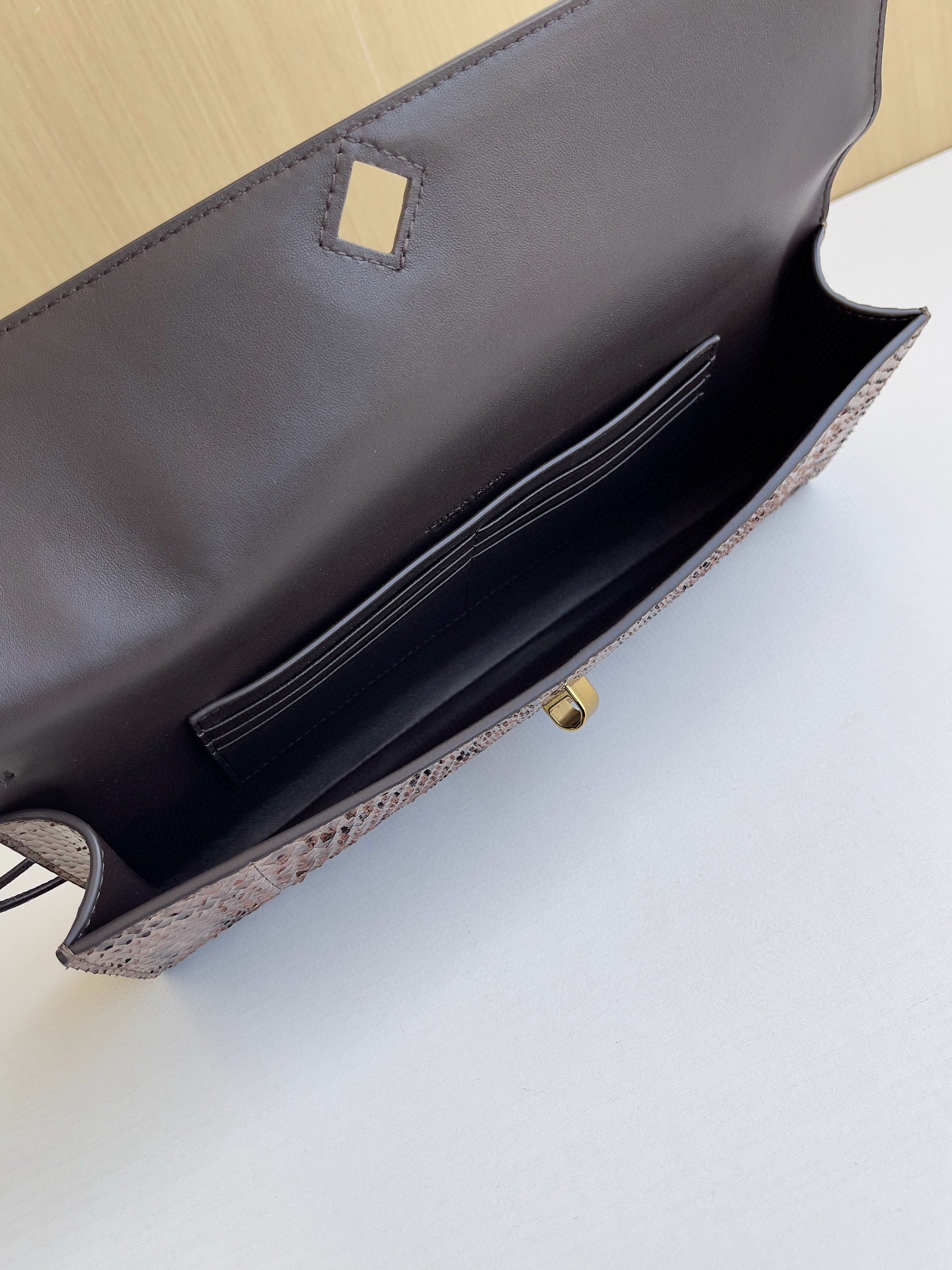 BV Andiamo Clutch Bag