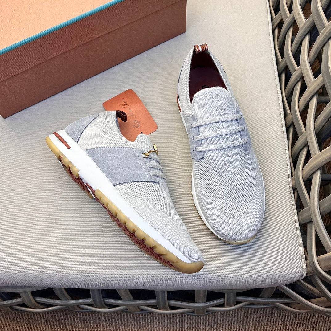 LP Sneakers