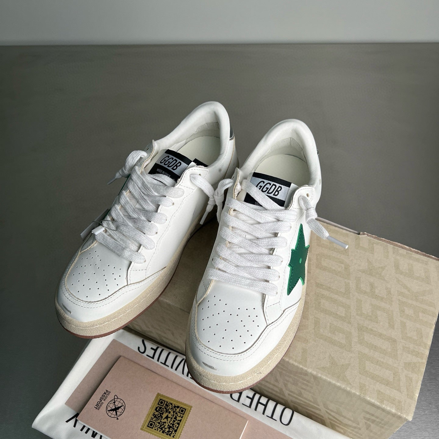Golden Goose Sneaker