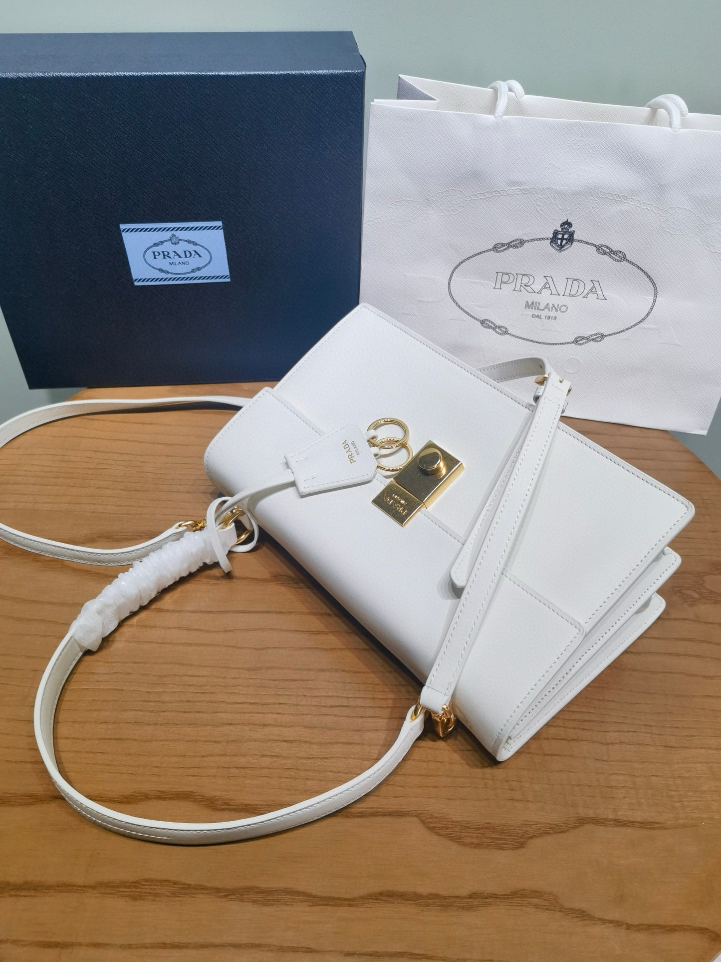 PD Soft Sound Shoulder Bag 28x16x10cm