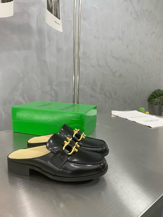 BV Loafer