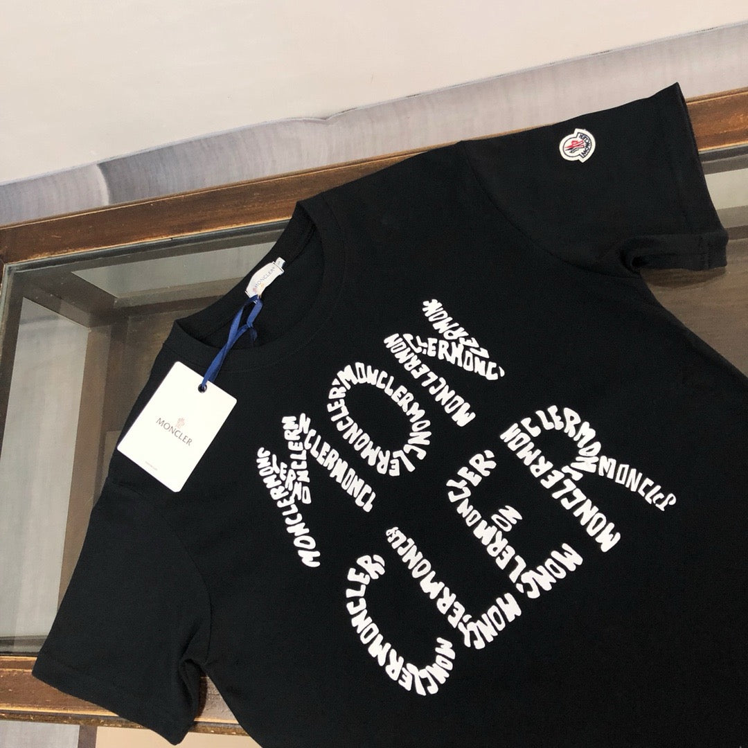 Moncler T-shirt