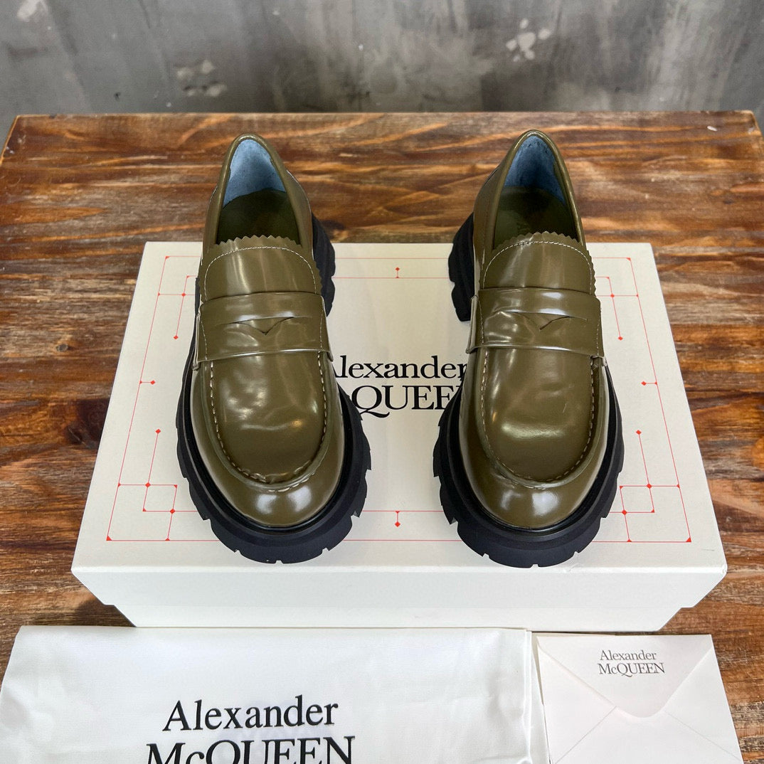 Alexander McQueen Loafer