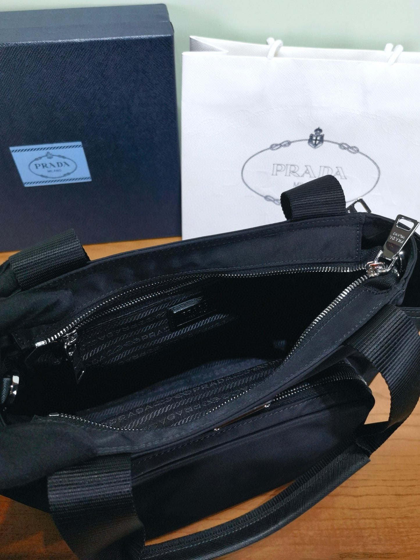 Prada Tote Bag 26x22x13cm