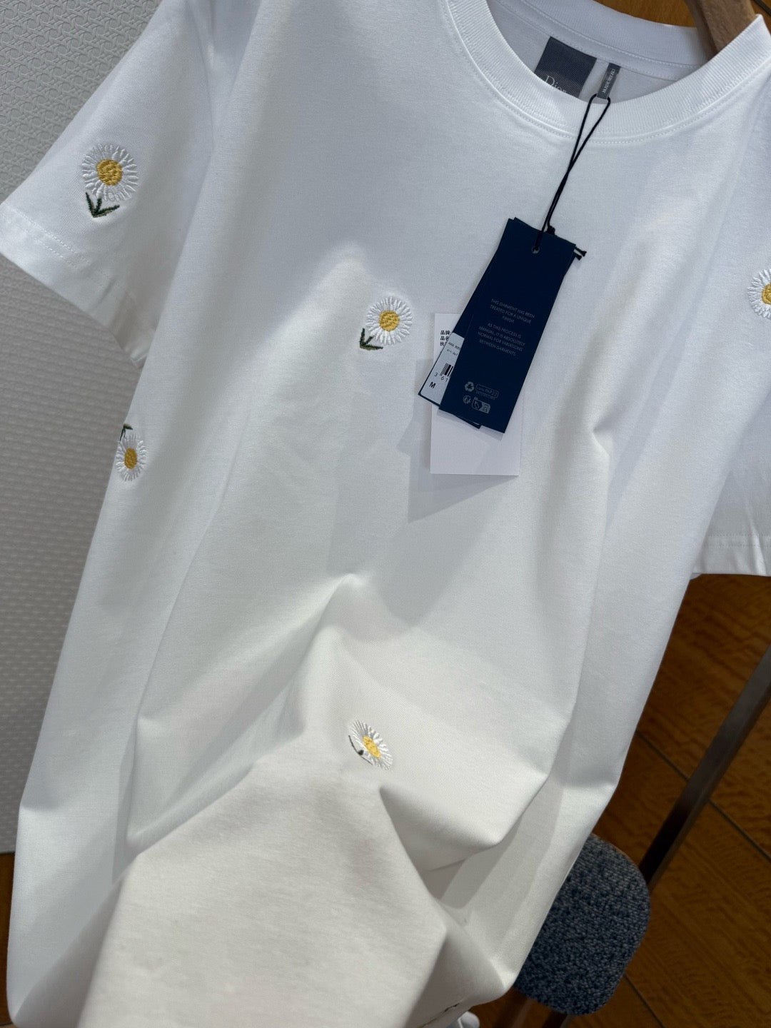 Dior T-shirt