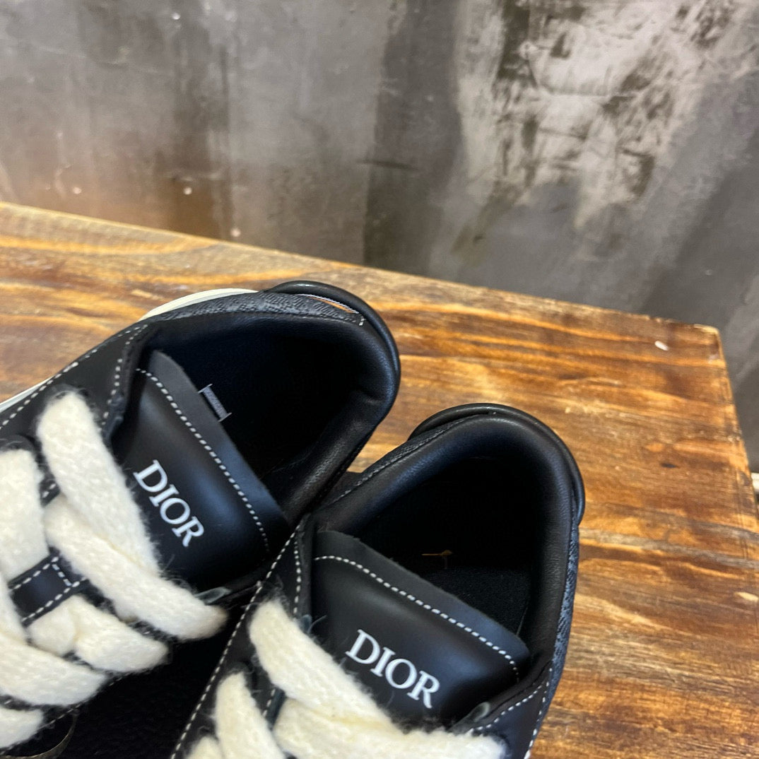 Dior Sneakers