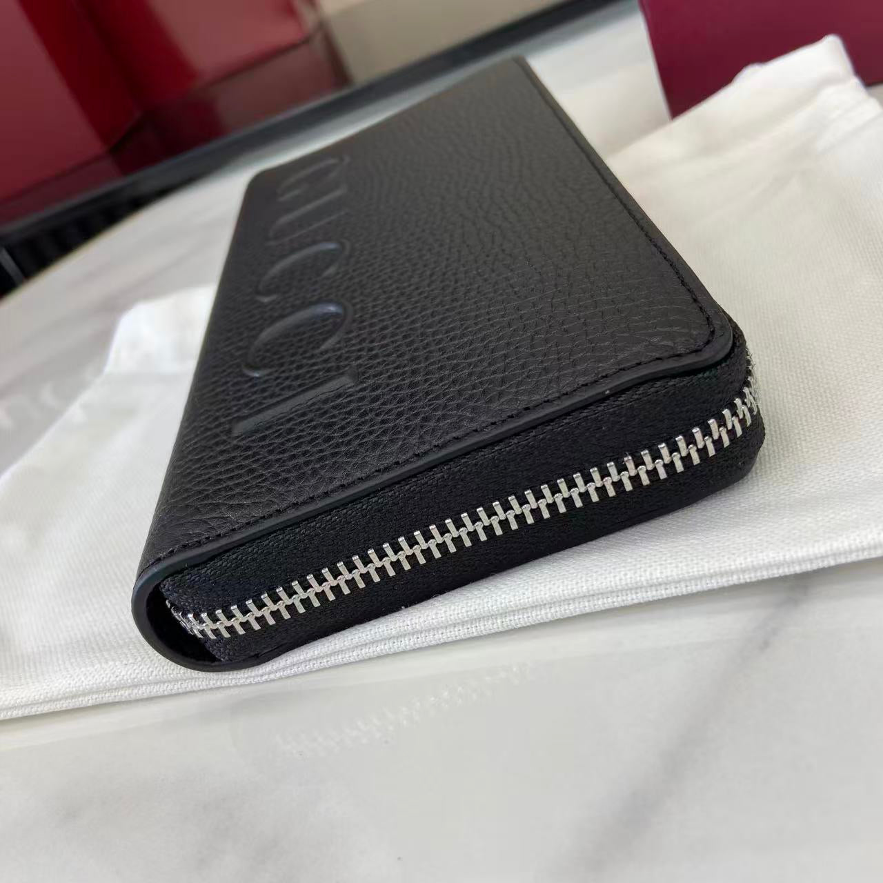 Gucci Long Zipped Wallet