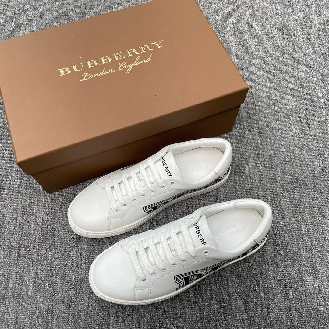 Burberry Sneakers