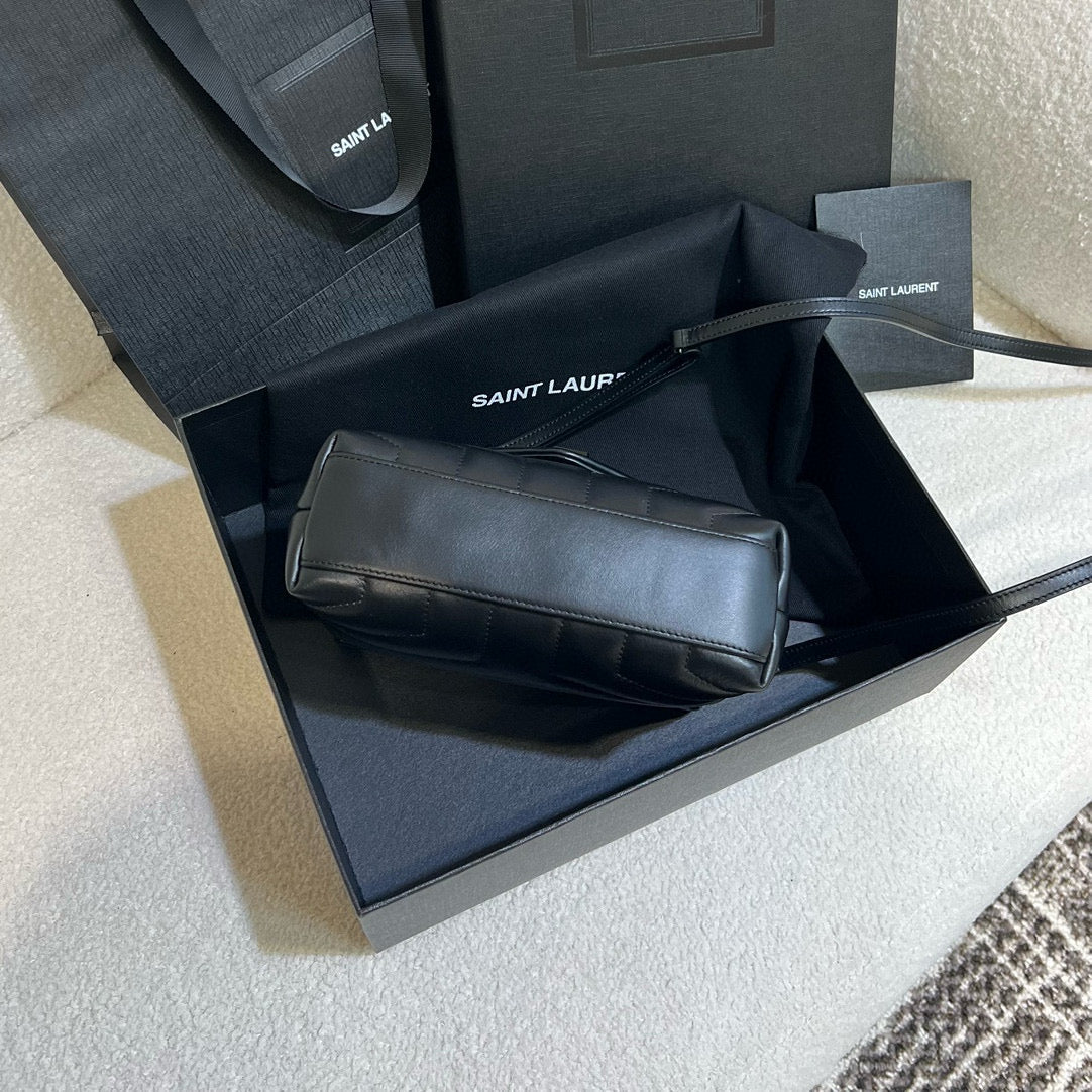 YSL Loulou Shoulder Bag 23x17x9cm