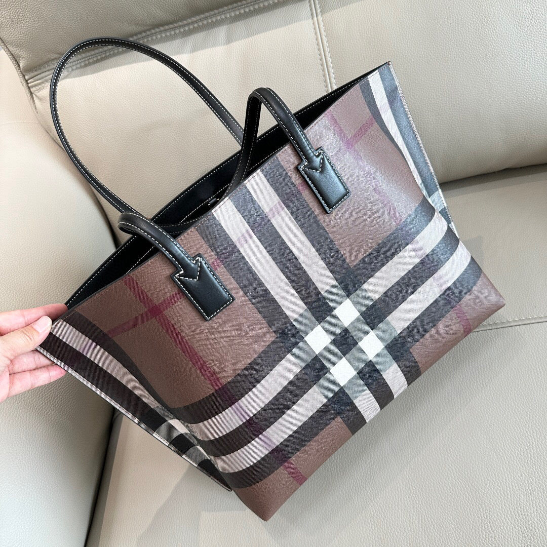 Burberry Tote