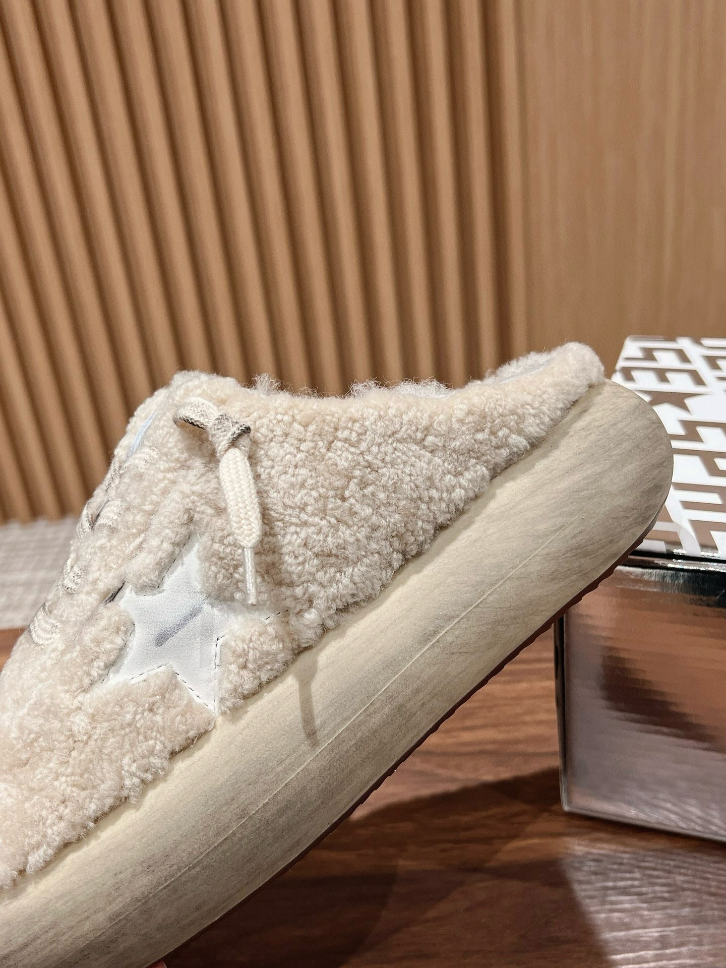 Golden Goose Sneaker