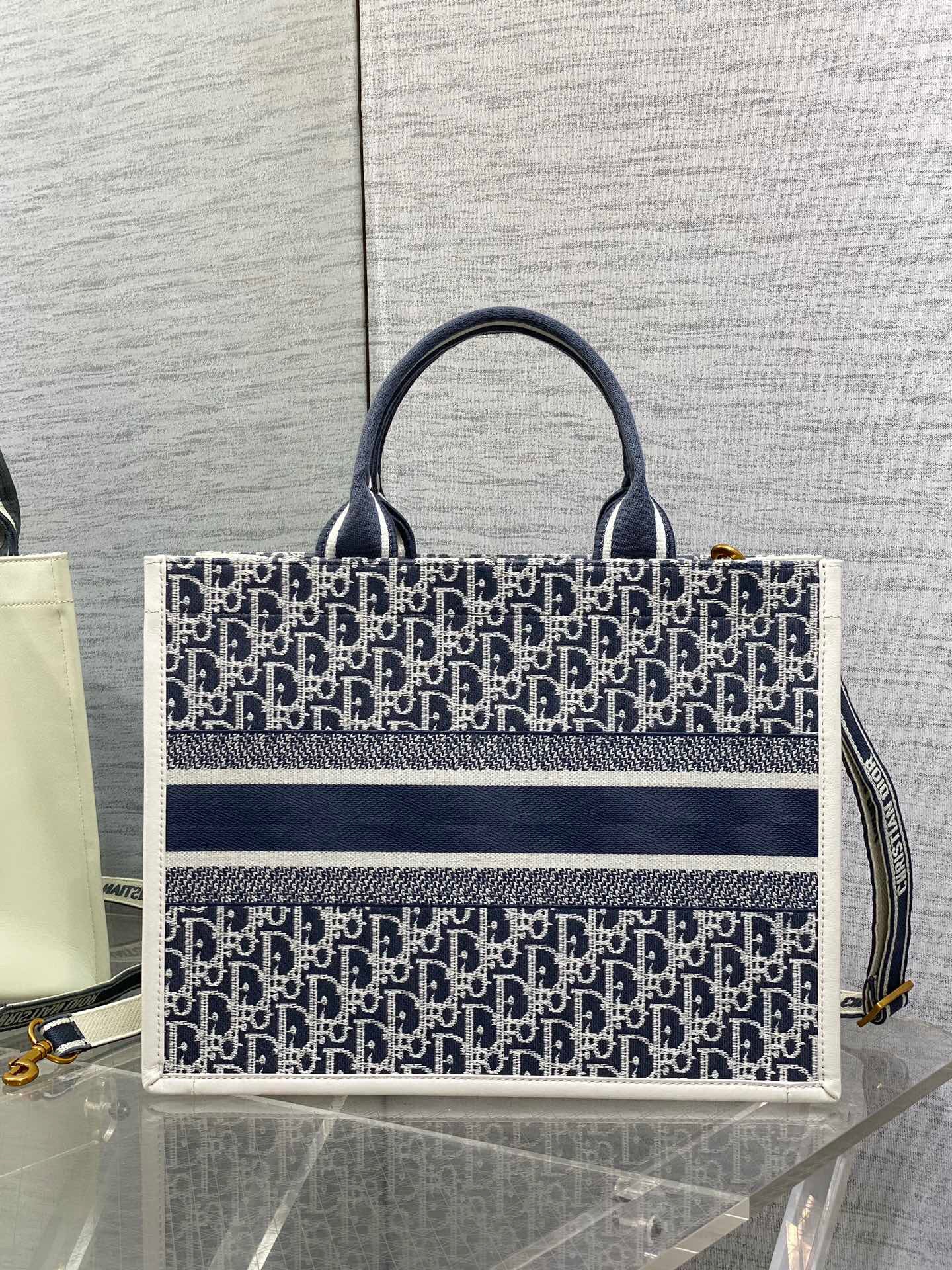 Dior Tote  36x16x27cm